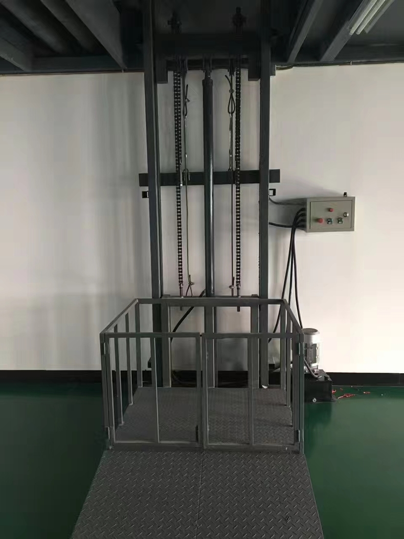 单缸单轨液压货梯